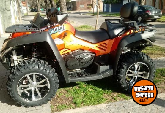 Cuatris y UTVs - CF Mountaineer 800 LTD 2021  2350Km - En Venta