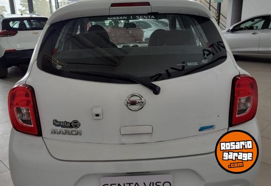 Autos - Nissan March 2015 Nafta 91500Km - En Venta