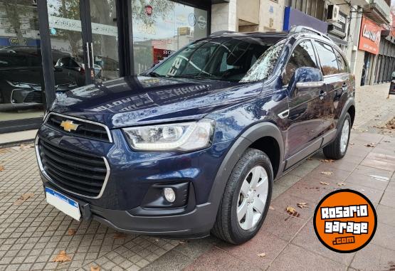 Camionetas - Chevrolet CAPTIVA 2017 Nafta 73000Km - En Venta