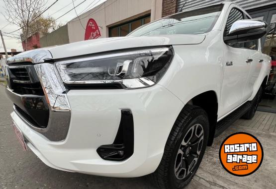 Camionetas - Toyota Hilux SRX 4X4 Okm. 2024 Diesel 0Km - En Venta