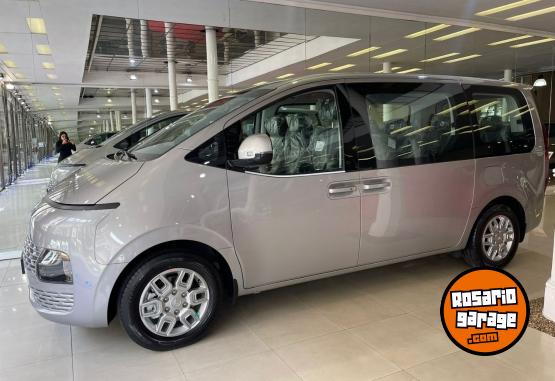 Utilitarios - Hyundai STARIA 4X2 SAFETY 0KM 2025 Diesel 0Km - En Venta