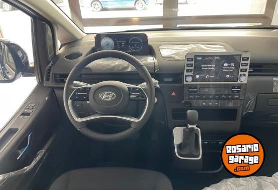 Utilitarios - Hyundai STARIA 4X2 SAFETY 0KM 2025 Diesel 0Km - En Venta