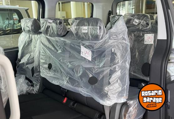 Utilitarios - Hyundai STARIA 4X2 SAFETY 0KM 2025 Diesel 0Km - En Venta