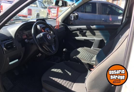 Camionetas - Fiat Strada Adventure Locker 2017 GNC 75000Km - En Venta