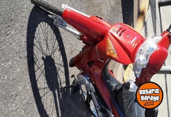 Motos - Motomel DLX DE LUXE FRENO DISCO 2025 Nafta 0Km - En Venta