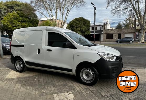 Utilitarios - Renault kangoo 2019 Diesel 33000Km - En Venta