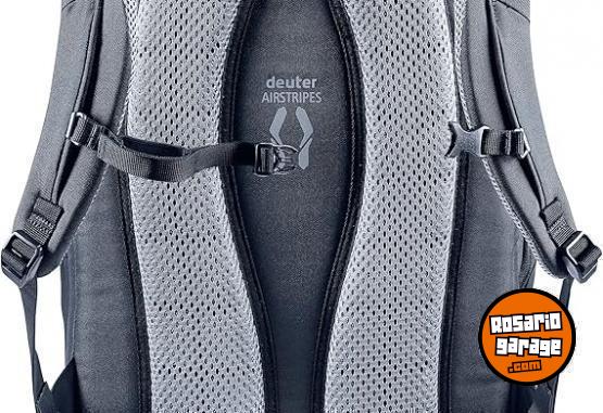 Otros - Sennheiser HD 450 BT + Stanley Quick Flip 0.71L + Mochila Deuter Gigant 32 L + zapatillas + teclado y mouse - En Venta