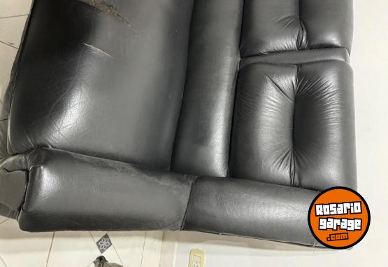 Hogar - Sillón de cuero sintético bicuerpo negro. - En Venta
