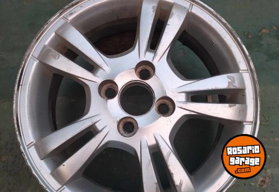 Accesorios para Autos - Llantas AVEO G3 - En Venta