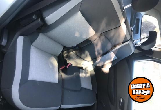 Autos - Chevrolet Spin LT 2016 GNC 89800Km - En Venta