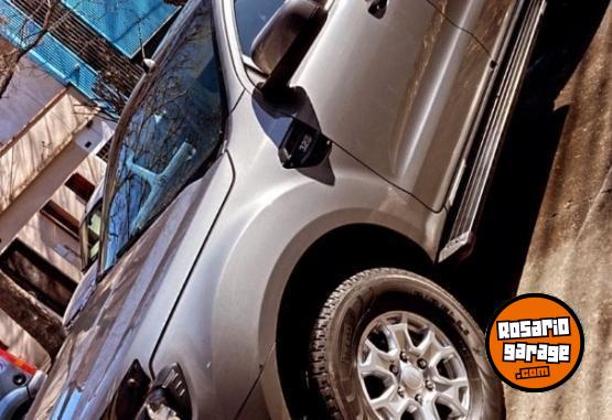Camionetas - Ford Ranger xls 3.2 esc oferta 2017 Diesel 87000Km - En Venta