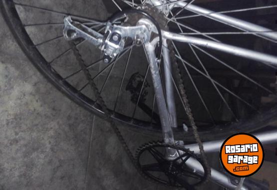 Deportes - bicicleta mediacarrera rodado28  restaurada - En Venta