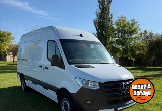 Utilitarios - Mercedes Benz Sprinter 314 2024 Diesel 96000Km - En Venta