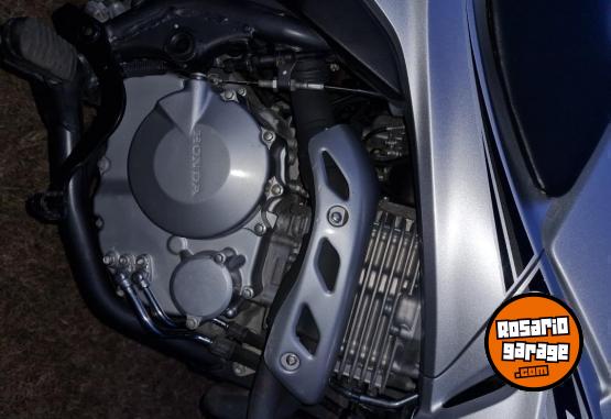 Motos - Honda Falcon 2015 Nafta 5000Km - En Venta