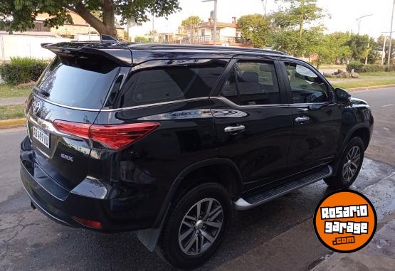 Camionetas - Toyota SW4 2.8 SRX 2019 Diesel 66800Km - En Venta