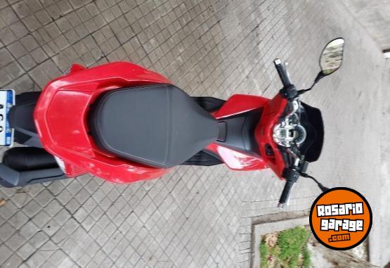 Motos - Honda PCX 150 2018 Nafta 11500Km - En Venta