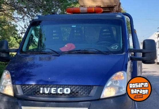Camiones y Grúas - IVECO DAYLY - En Venta