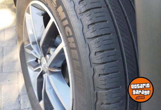 Camionetas - Jeep Grand cherokee límited 2017 Nafta 120000Km - En Venta