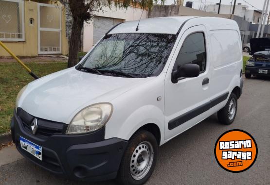 Utilitarios - Renault Kangoo 2016 Diesel 205000Km - En Venta