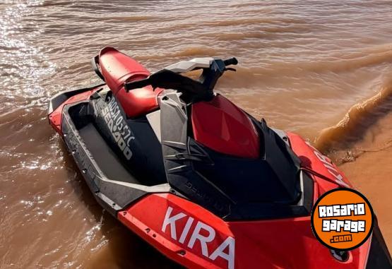 Embarcaciones - SEADOO SPARK 3UP 90HP con IBR y Trailer - En Venta
