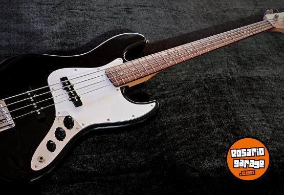 Instrumentos Musicales - Bajo Squier Affinity - En Venta