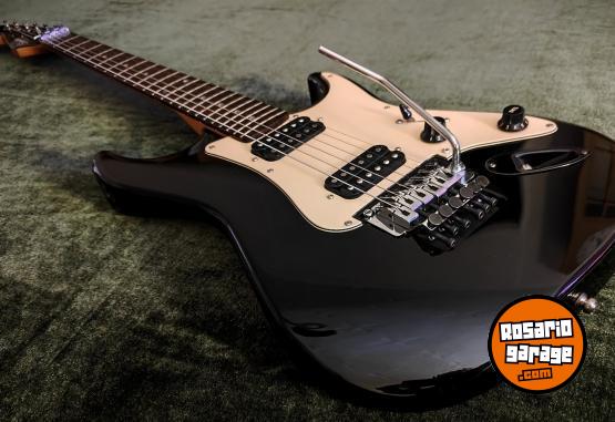 Instrumentos Musicales - Squier Stagemaster Standard Series - En Venta