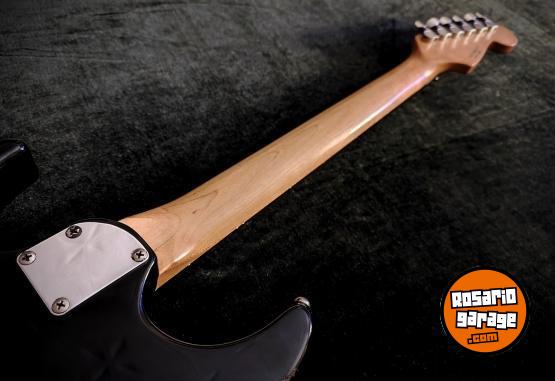 Instrumentos Musicales - Squier Stagemaster Standard Series - En Venta