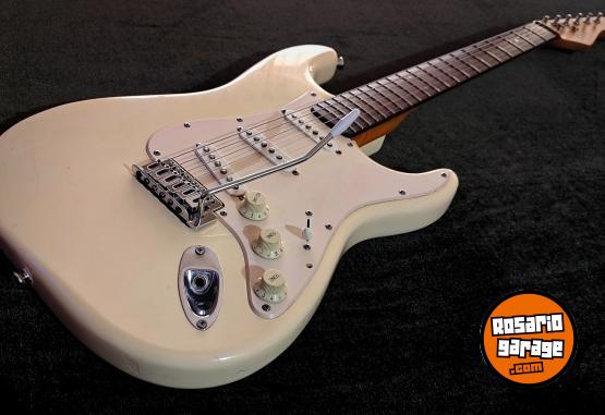 Instrumentos Musicales - Squier Stratocaster - En Venta