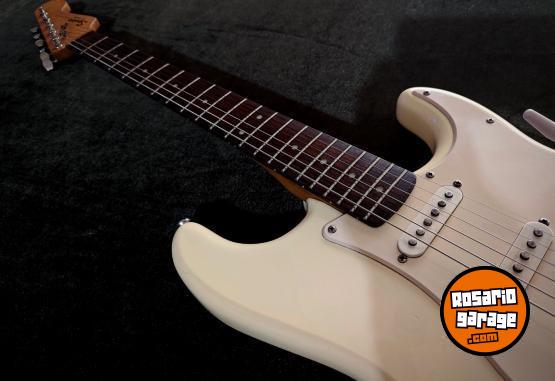 Instrumentos Musicales - Squier Stratocaster - En Venta