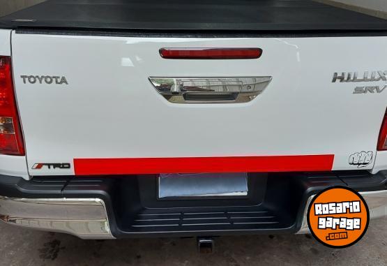 Camionetas - Toyota Hilux 2017 Diesel 30000Km - En Venta