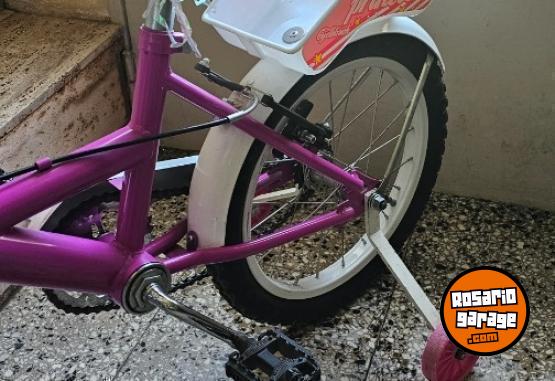 Deportes - VENDO!!!!  Bicicleta para nena rodado 16 - IMPECABLE!!!! - En Venta