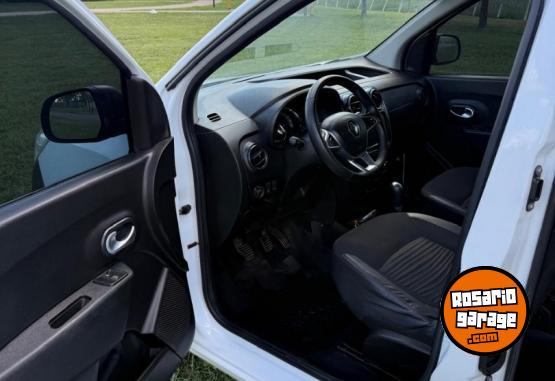 Utilitarios - Renault Kangoo mixta 2020 GNC 80000Km - En Venta