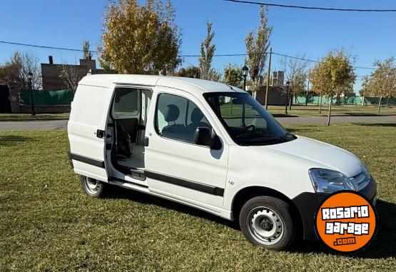 Utilitarios - Citroen Berlingo furgon 2021 Diesel 78000Km - En Venta