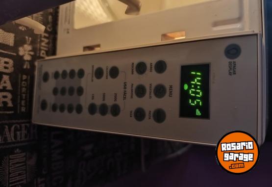 Hogar - Microondas Whirlpool modelo WMS205S 20 litros Impecable!!! - En Venta