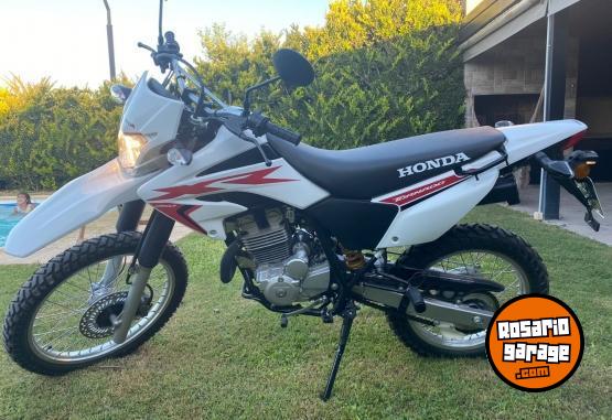 Motos - Honda TORNADO 2024 Nafta 800Km - En Venta