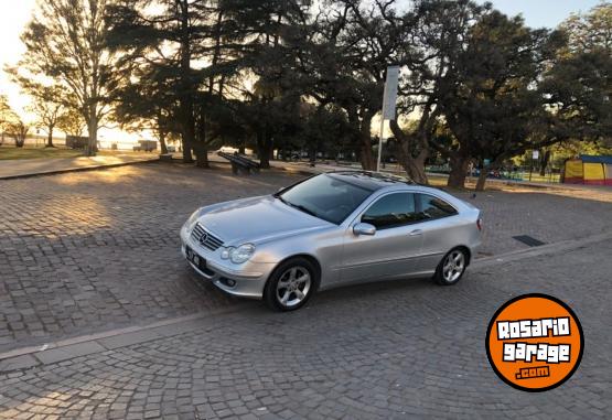 Autos - Mercedes Benz Sportcoupe kompresor 2005 Nafta 189000Km - En Venta
