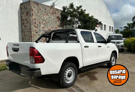 Camionetas - Toyota HILUX D/C 2.4 TDI DX 4x2 2024 Diesel 0Km - En Venta