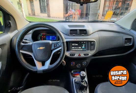 Autos - Chevrolet Spin Active 2018 GNC 120000Km - En Venta