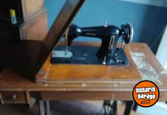 Hogar - Vendo mquina de coser nechi antigua - En Venta