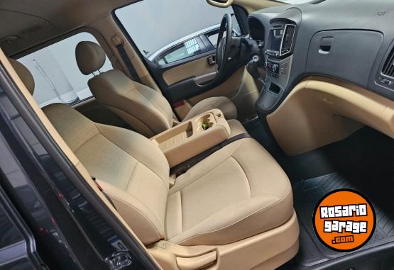 Utilitarios - Hyundai H1 Premium 2.5 170cv 2019 Diesel 45000Km - En Venta