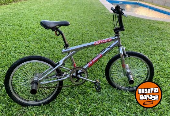 Deportes - Vendo bicicleta BMX impecable - En Venta