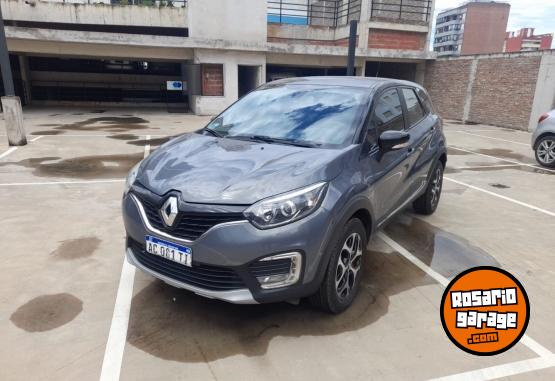 Camionetas - Renault Captur 2017 Nafta 70000Km - En Venta