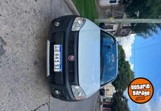 Utilitarios - Fiat Strada 2017 GNC 140000Km - En Venta