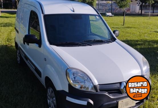 Utilitarios - Renault Kangoo 2014 Nafta 118000Km - En Venta