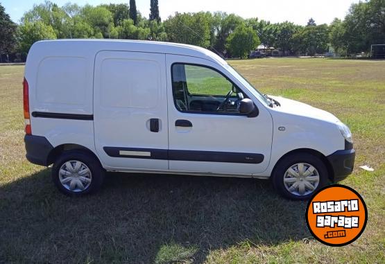 Utilitarios - Renault Kangoo 2014 Nafta 118000Km - En Venta
