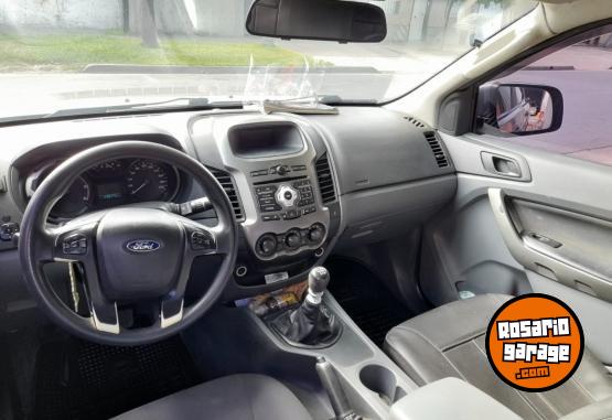 Camionetas - Ford Ranger 2015 Diesel 148000Km - En Venta