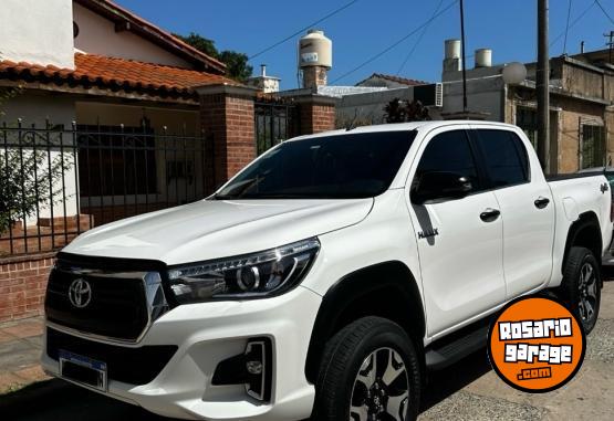 Camionetas - Toyota hilux srx 4x4 2019 Diesel 37000Km - En Venta
