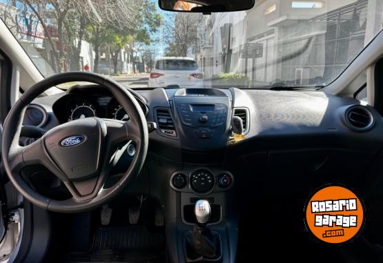Autos - Ford Fiesta 2016 Nafta 75000Km - En Venta
