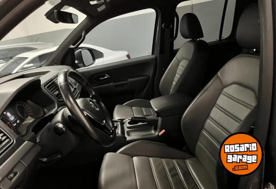 Camionetas - Volkswagen AMAROK V6 HIGHLINE 2020 Diesel 120000Km - En Venta