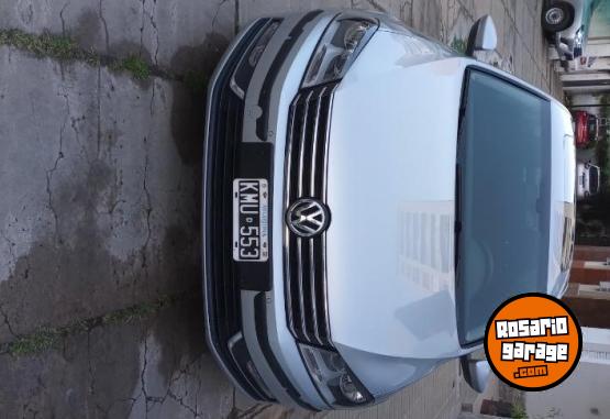 Autos - Volkswagen Passat Confortline 2011 Nafta 97000Km - En Venta